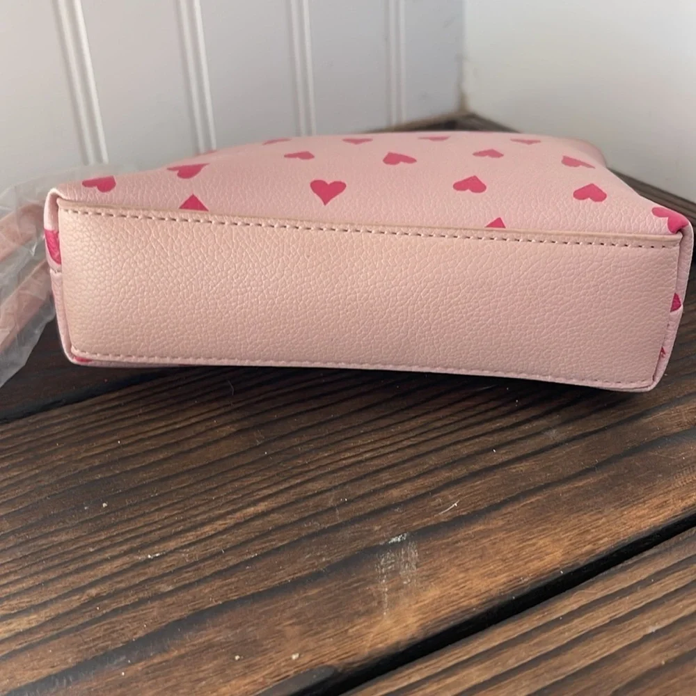 NWT Anne Klein Pink Heart Pattern Wristlet